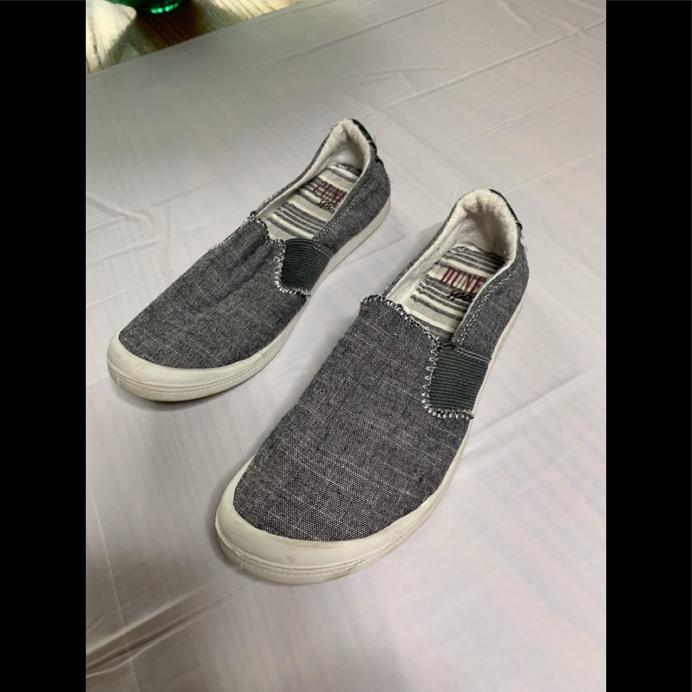 Ladies shoes